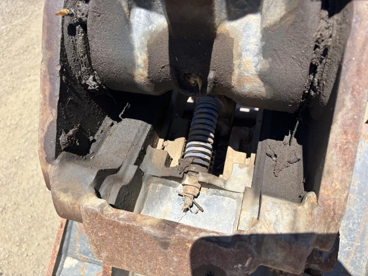2018-bobcat-e85-image-13