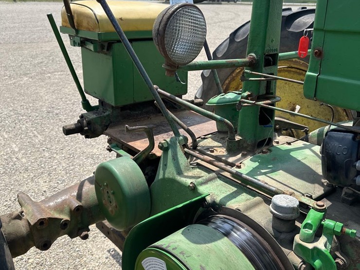 john-deere-a-image-9
