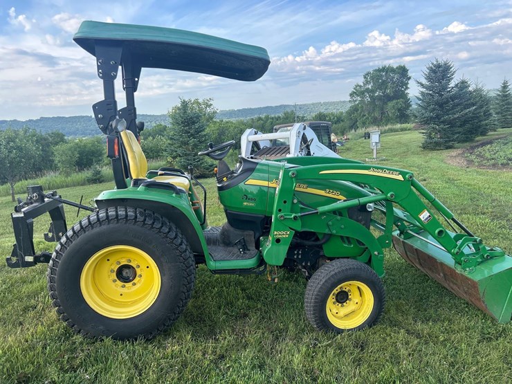 2005-john-deere-3720-image-6