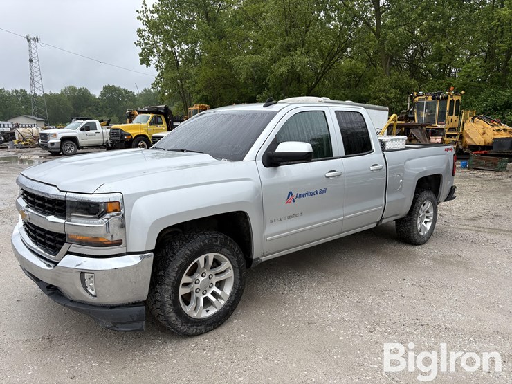 2019-chevrolet-silverado-1500-image-1