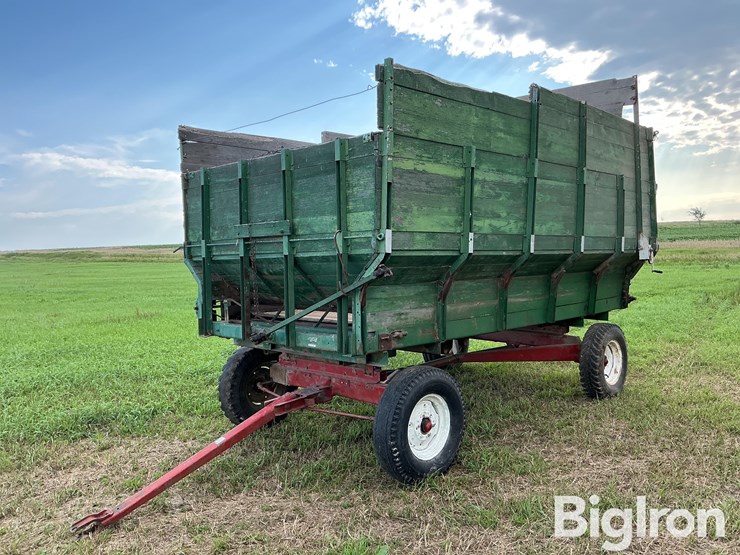 farmhand-forage-wagon-image-1