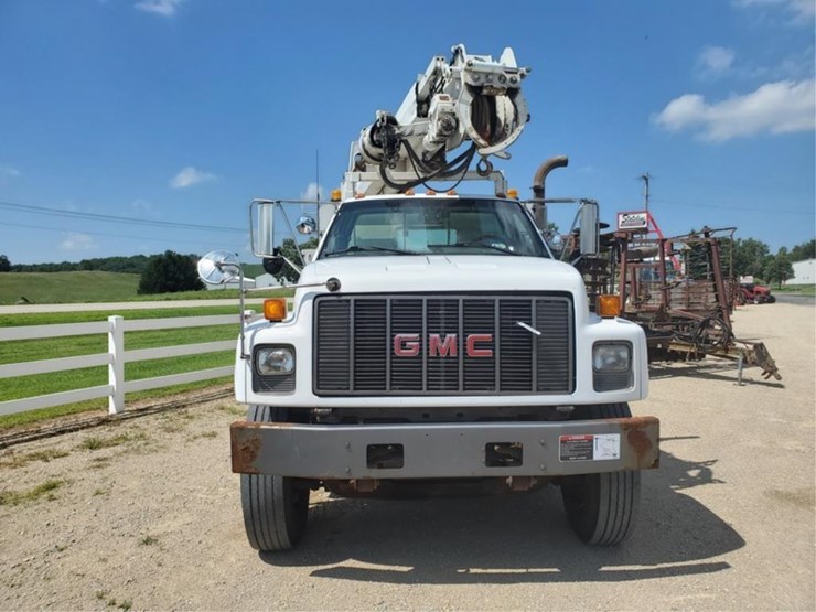 #359-•-1997-gmc-c7500-digger-derricks-truck-image-8
