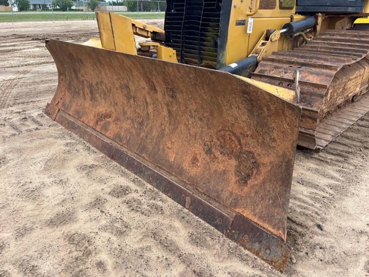 caterpillar-d3k2-lgp-image-9