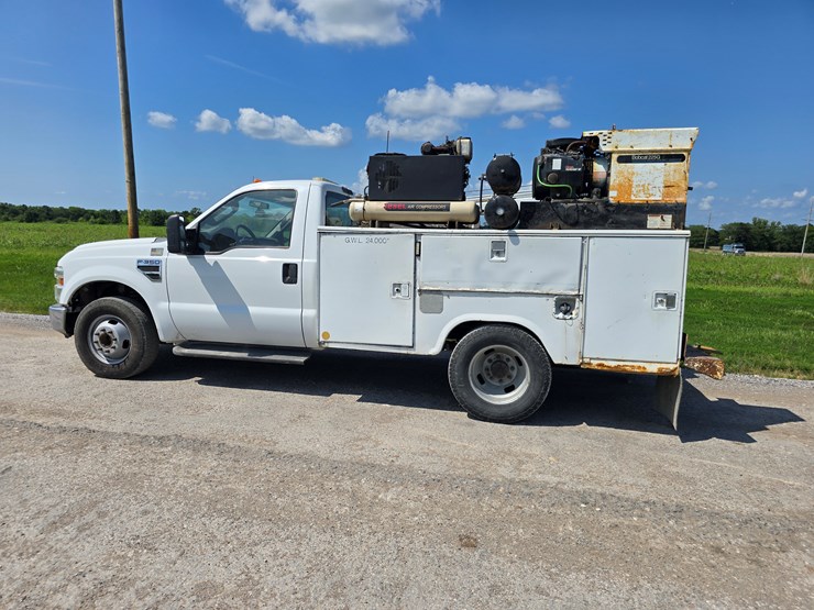 2008-ford-f350-image-12