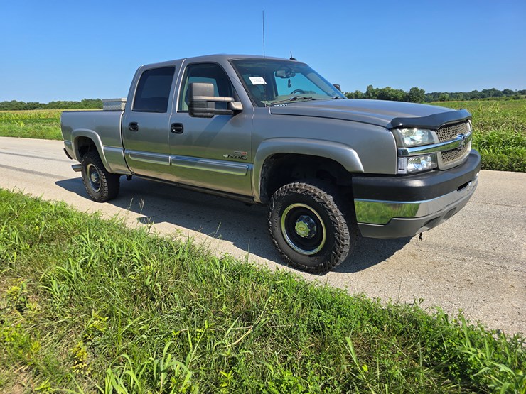 2003-chevrolet-2500-image-44