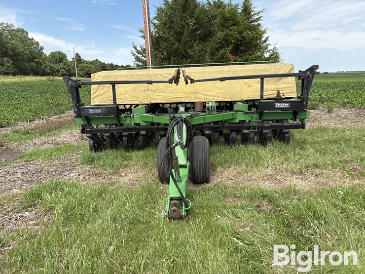 john-deere-750-image-2
