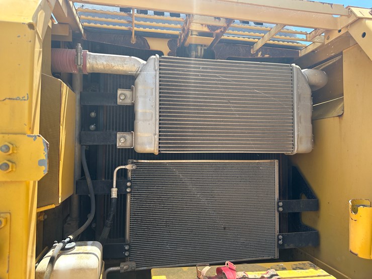 komatsu-pc200-image-61