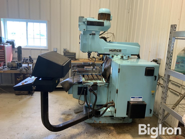 hurco-cnc-mill-image-4