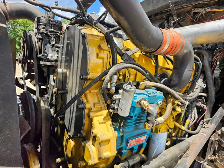 2000-kenworth-w900-image-42