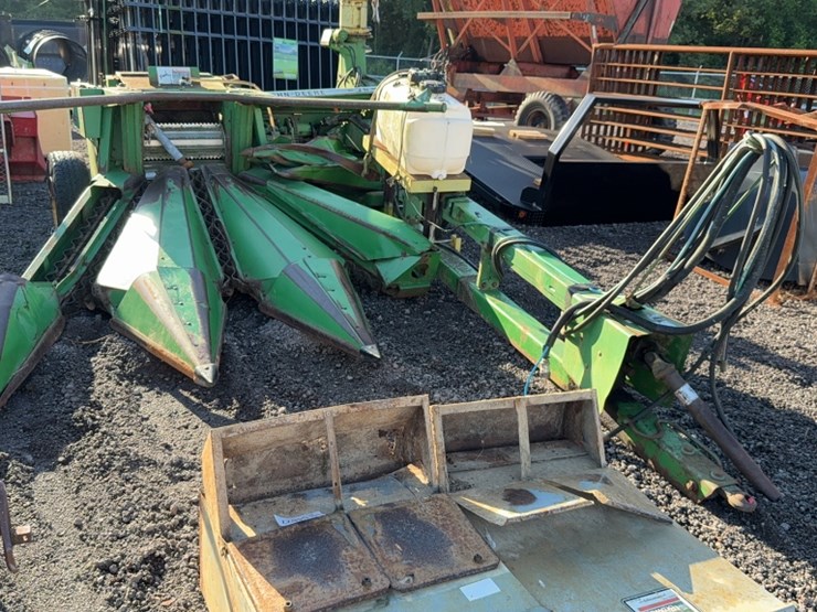 john-deere-3970-image-1