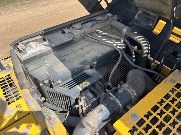 2020-komatsu-pc360-lc-11-image-38