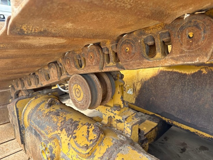 2018-caterpillar-d6t-lgp-image-11