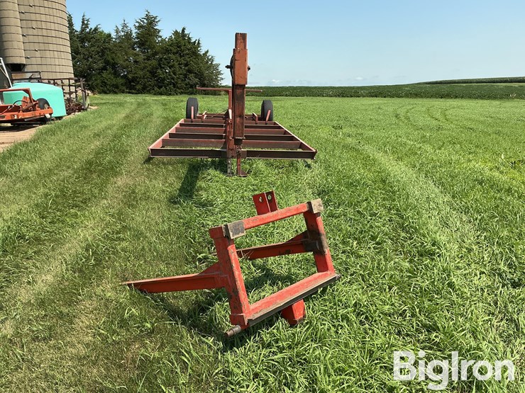 harvest-hand-s/a-gooseneck-round-bale-hay-trailer-image-2