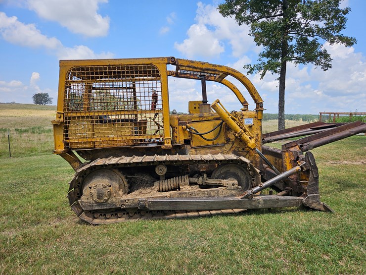 caterpillar-d4d-image-8