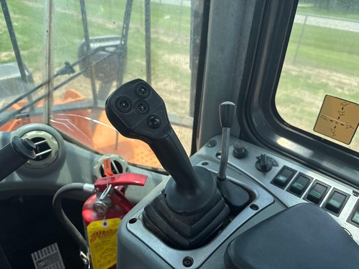 doosan-dl250-image-23