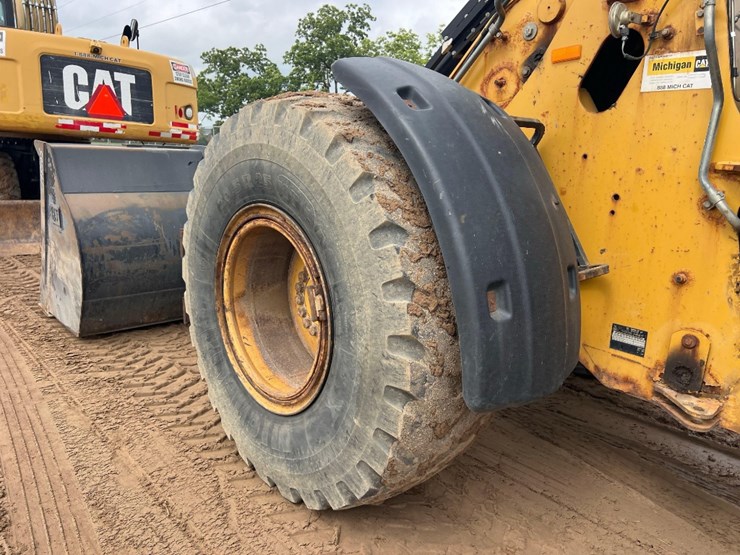 2007-caterpillar-930g-image-32