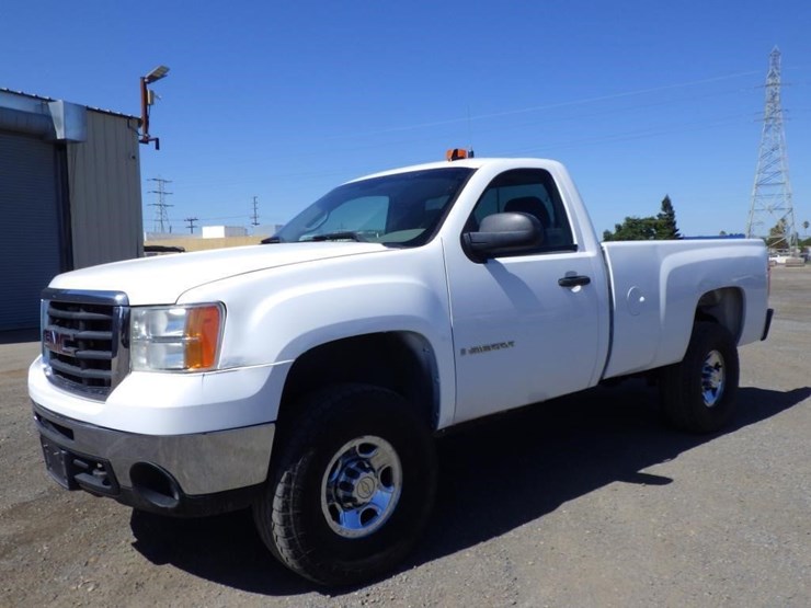 2007-gmc-2500hd-image-1