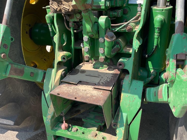 john-deere-8400-image-59