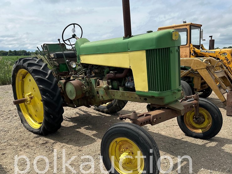 john-deere-630-image-1