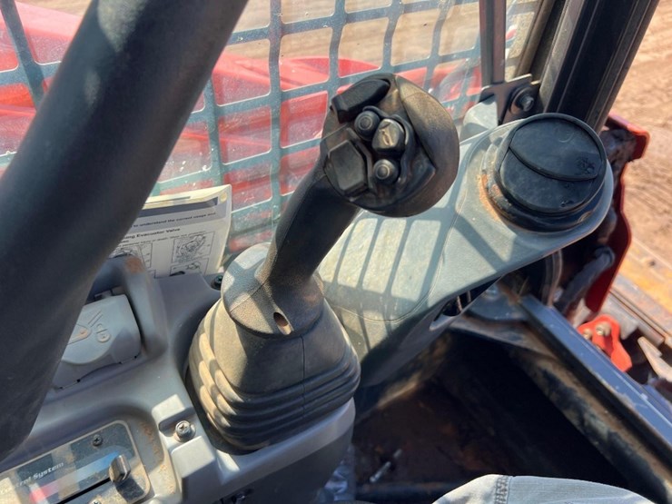 kubota-svl97-2-image-29