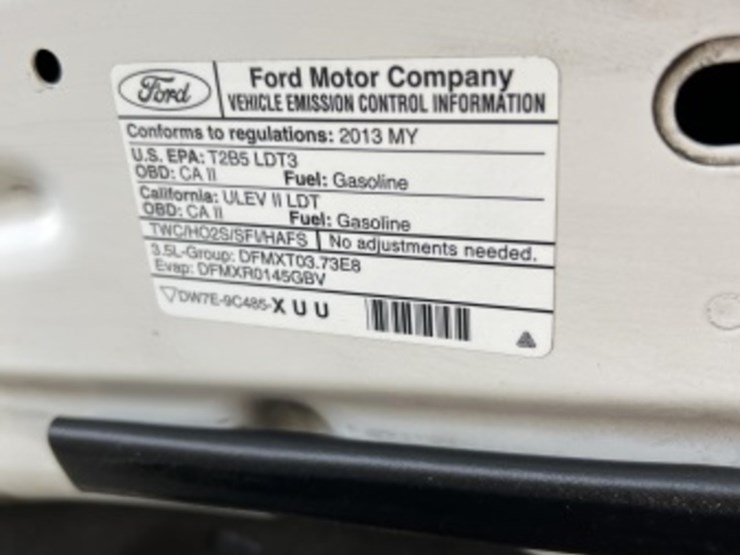 2013-ford-explorer-image-13