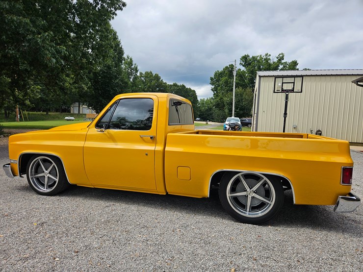 1984-chevrolet-c10-image-11