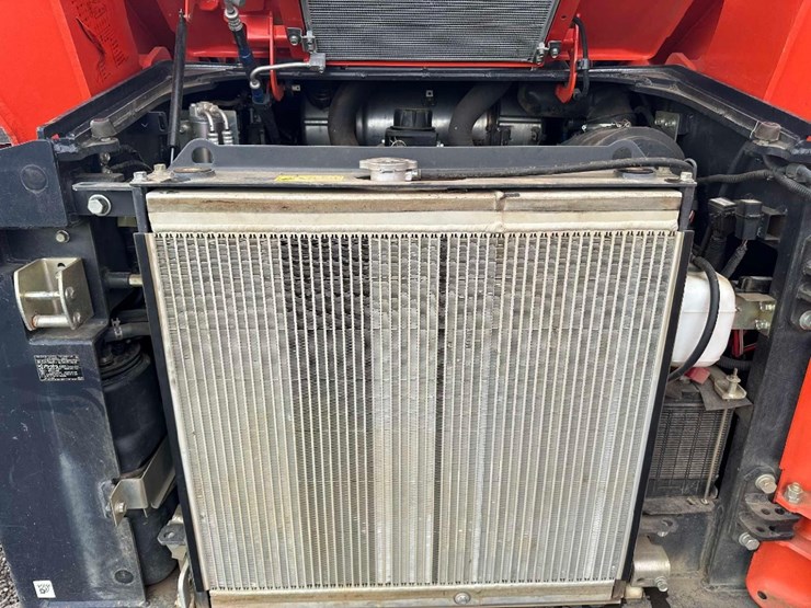 2021-kubota-svl97-2-image-65