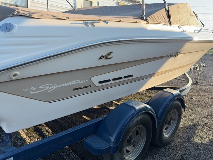 #3058-•-1994-20'-sea-ray-signature-select-200-boat-image-5