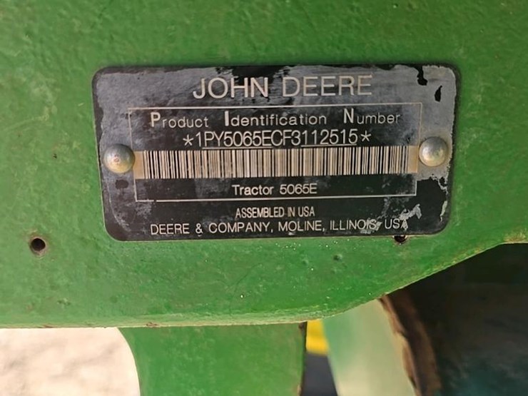 2015-john-deere-5065e-image-69