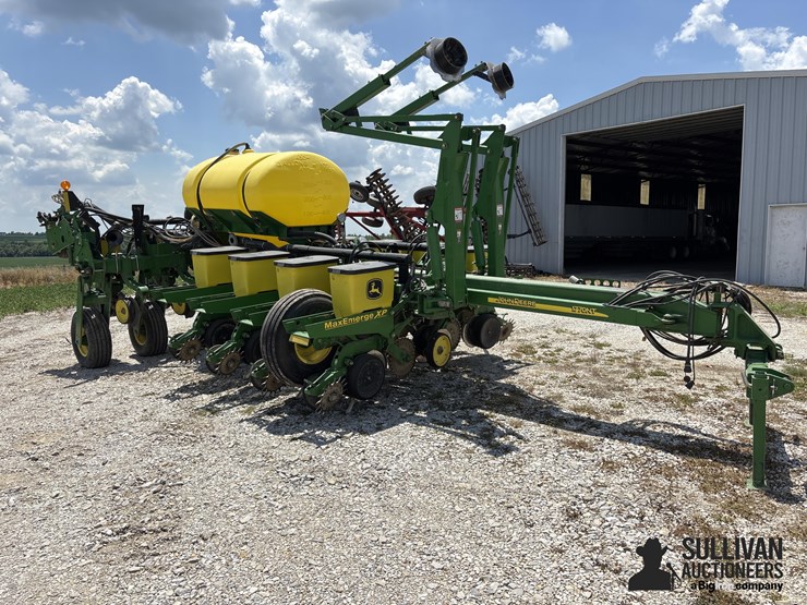 2008-john-deere-1770nt-image-3