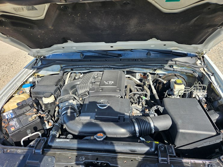 2016-nissan-frontier-image-27