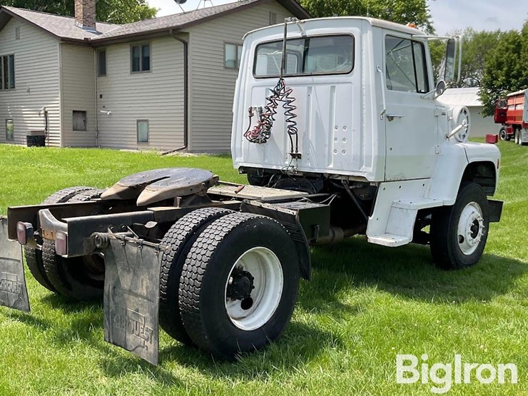 1987-ford-l8000-image-5