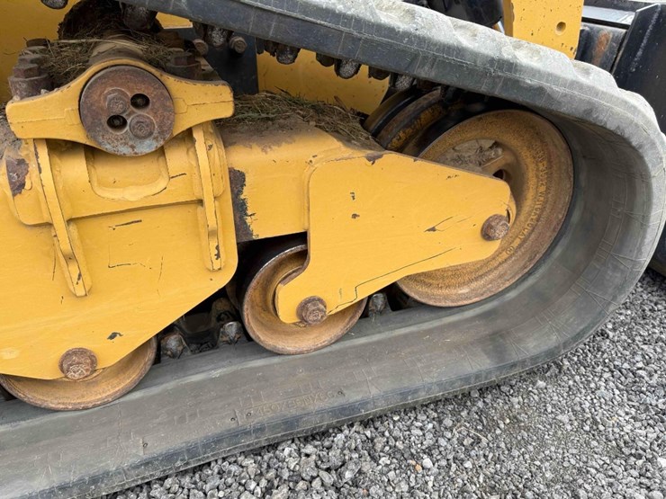 2019-caterpillar-299d2-xhp-image-9