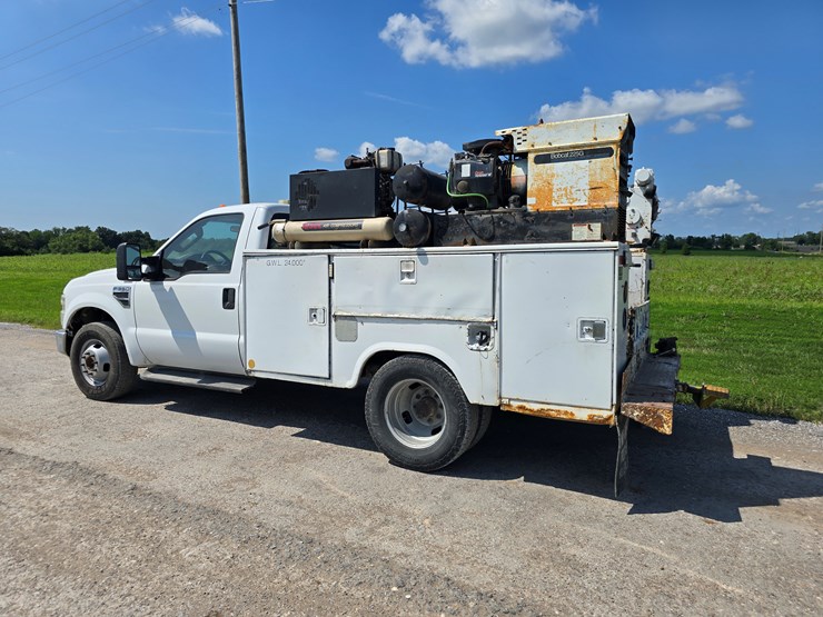 2008-ford-f350-image-15