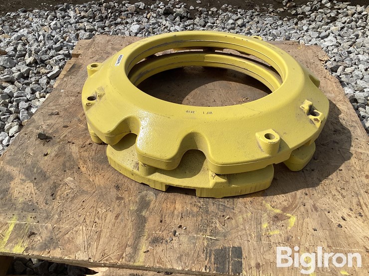 john-deere-72-image-13