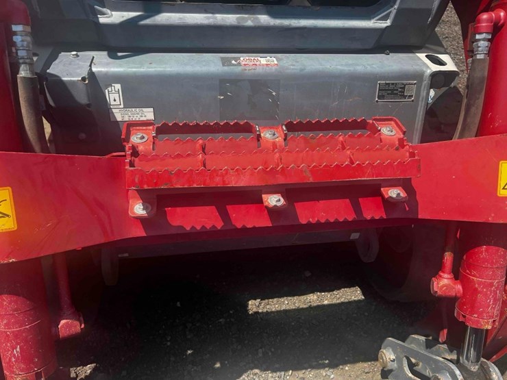 2021-takeuchi-tl12v2-image-15