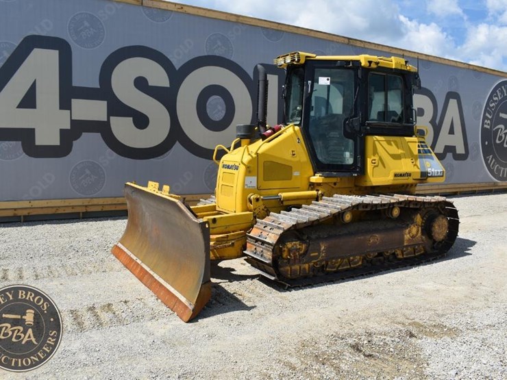 2014-komatsu-d51exi-22-image-2