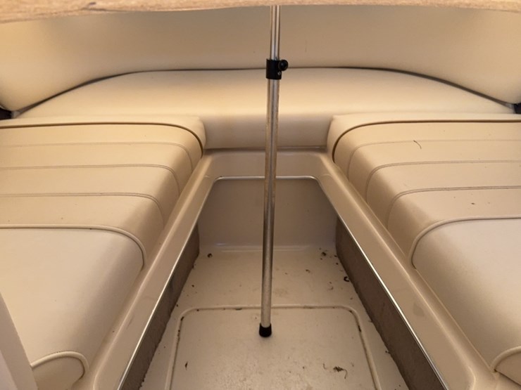 #3058-•-1994-20'-sea-ray-signature-select-200-boat-image-17