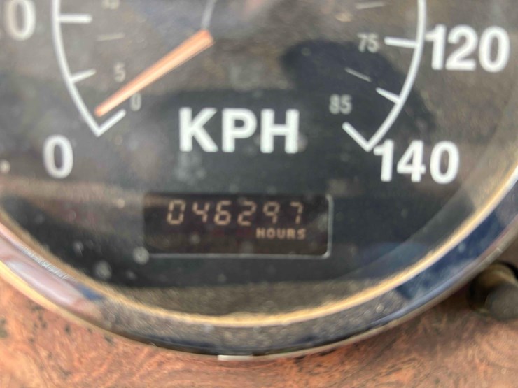 1999-international-9900-image-16