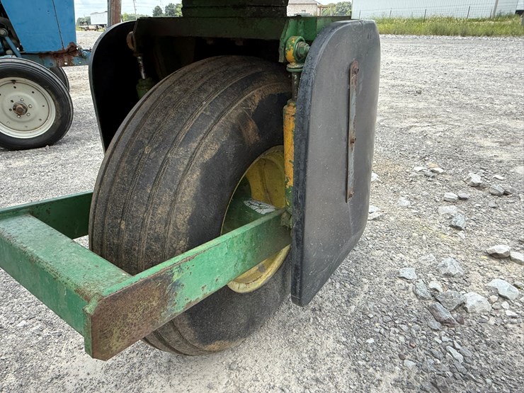 john-deere-6000-image-5