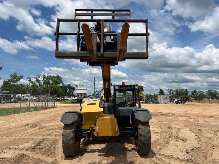 2016-caterpillar-tl642c-image-7