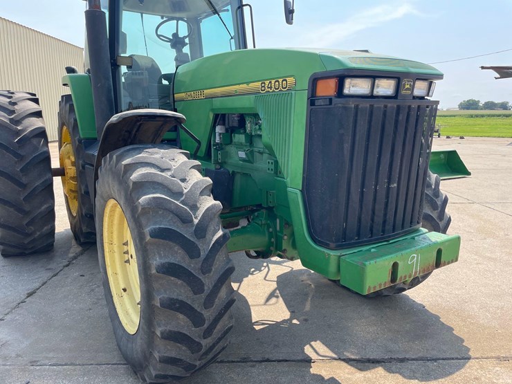 john-deere-8400-image-17