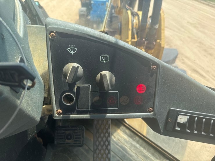 1998-caterpillar-it28g-image-22