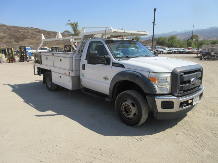 2015-ford-f550-xl-sd-image-4