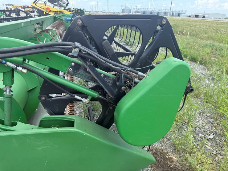 john-deere-30-image-11