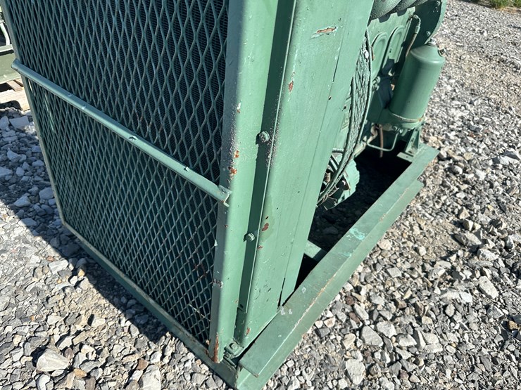 #42-•-detroit-4-cyl-power-unit-inv#:-25571-image-7