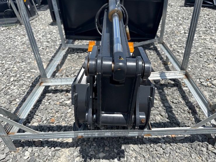 #2003-•-unused-jct-skid-steer-backhoe-arm-inv#:-31685-image-5
