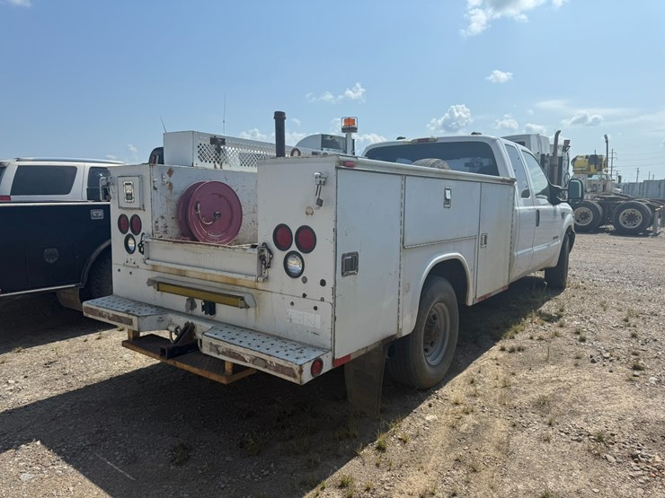 2003-ford-f350-image-3