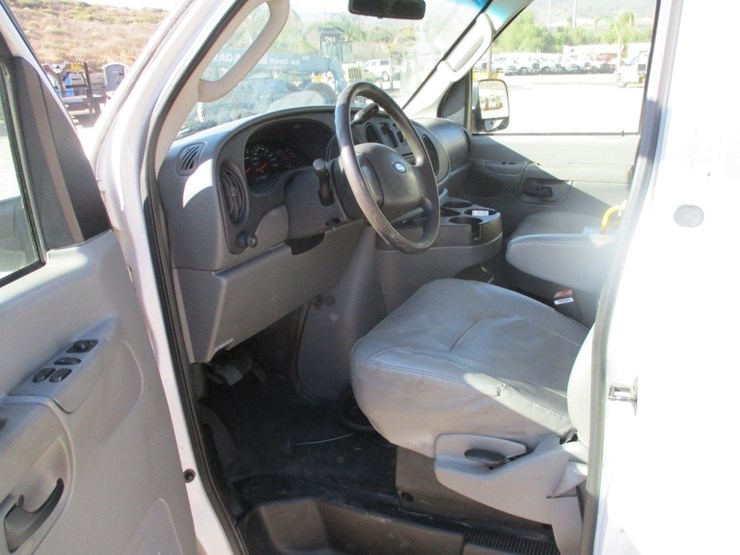 2006-ford-e150-image-7