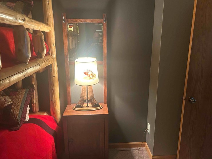 antique-entry-stand-image-1